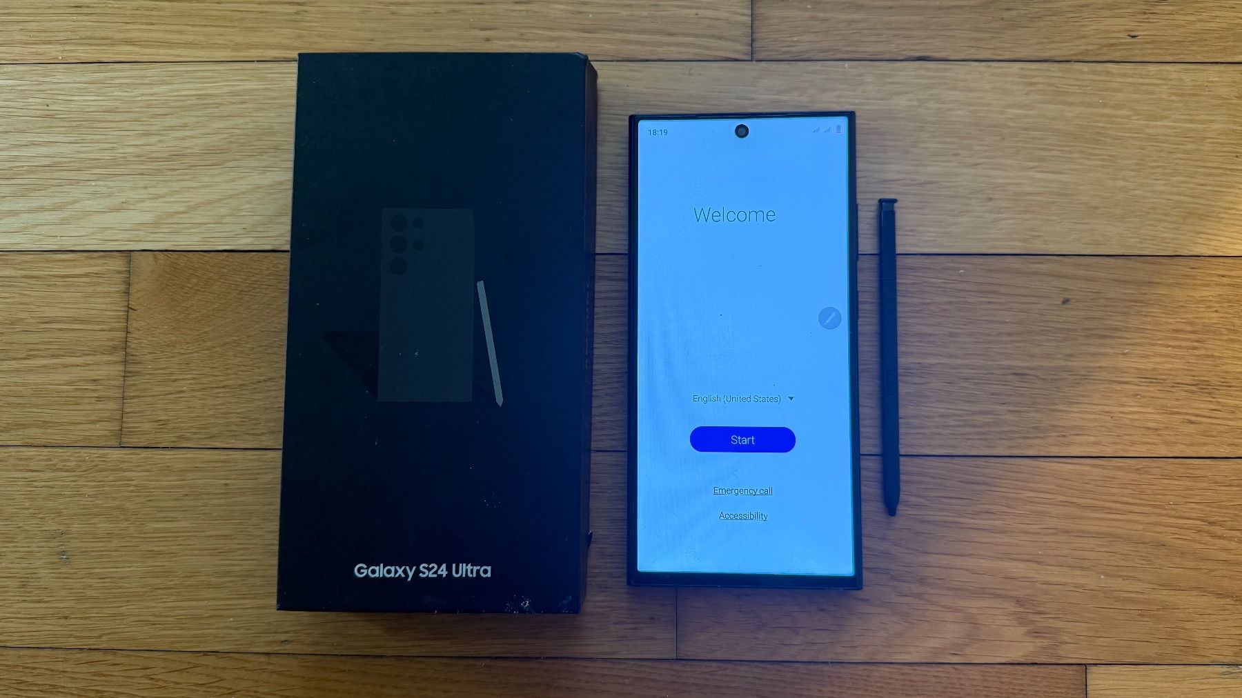 Samsung Telefoni cellulari / Smartphones: Samsung Galaxy S24 Ultra 1TB – Usato da Glattbrugg venduto da BlitzSale