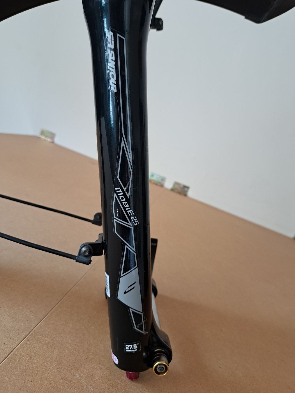 Pièces détachées:  Luft-Federgabel Suntour – D'occasion à Zürich par Fasszoll 2