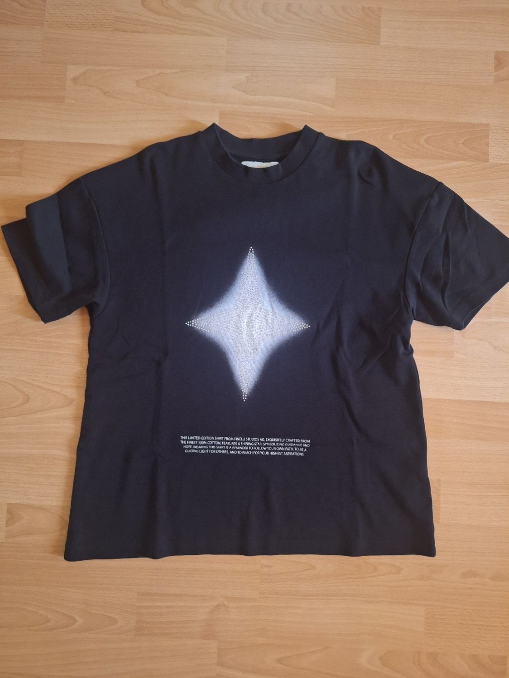 T-Shirts: Finelli x NLE Choppa – Neu (gemäss Beschreibung) aus Glarus von mar_w6qy