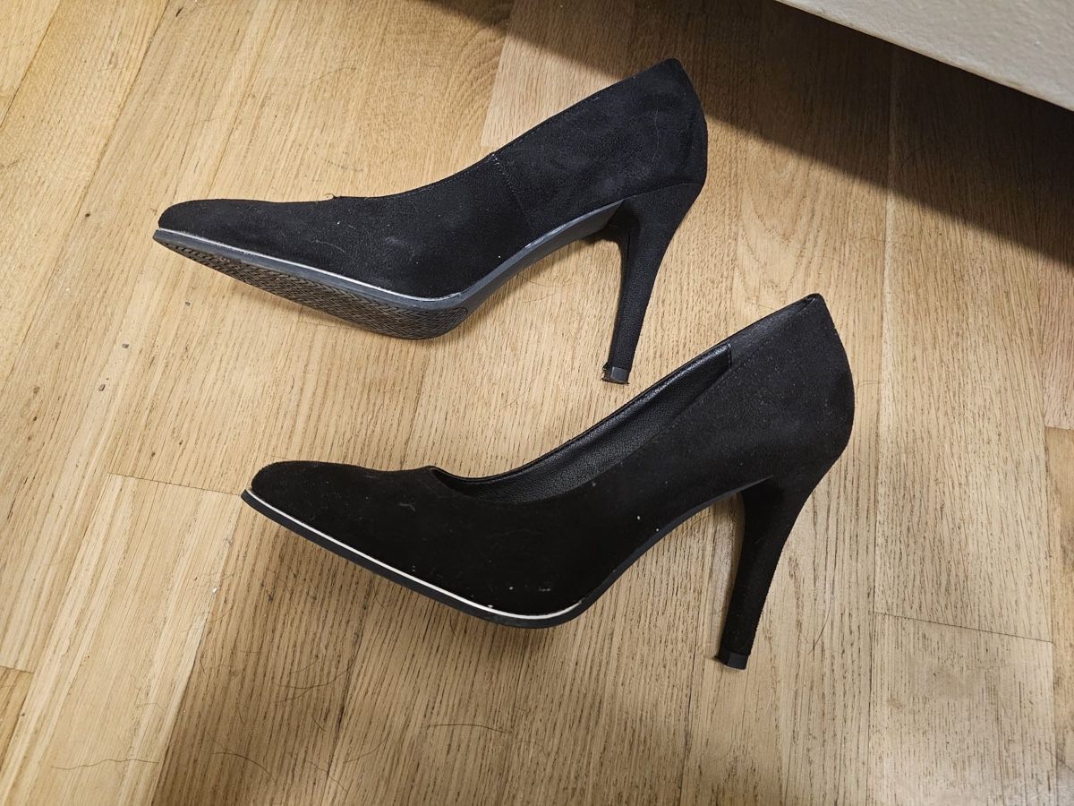 Scarpe da donna: Escarpins – Usato da Grand-Lancy venduto da Didine015