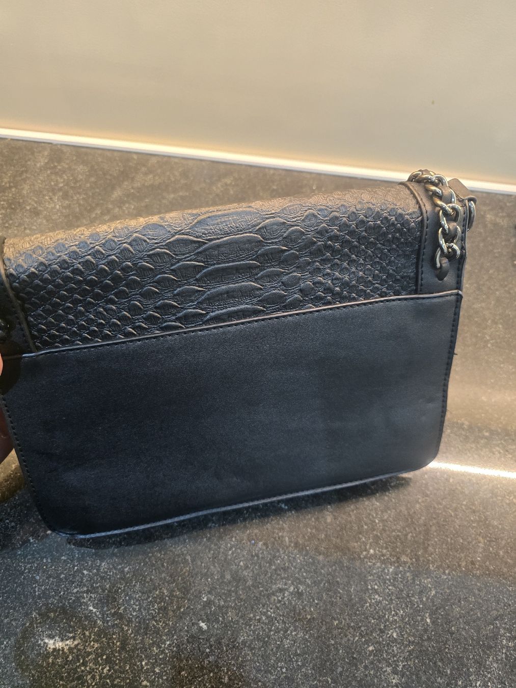 Borse da donna: Handtasche in Schwarz mit Silberkette – Nuovo (secondo la descrizione) da Hägglingen venduto da Raff_Ella 5