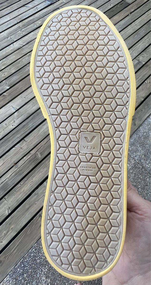 Veja Scarpe da donna: À saisir: Basket VEJA neuves taille 37 – Nuovo e nell'imballaggio originale da Lugnorre venduto da cla_j6bq 2
