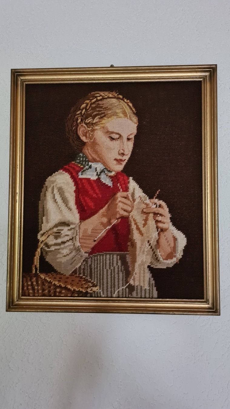 Poster & Bilder: Albert Anker , antikes Gobelinbild ,das strickende Mädchen" – Gebraucht aus Rickenbach b. Wil von cornetta