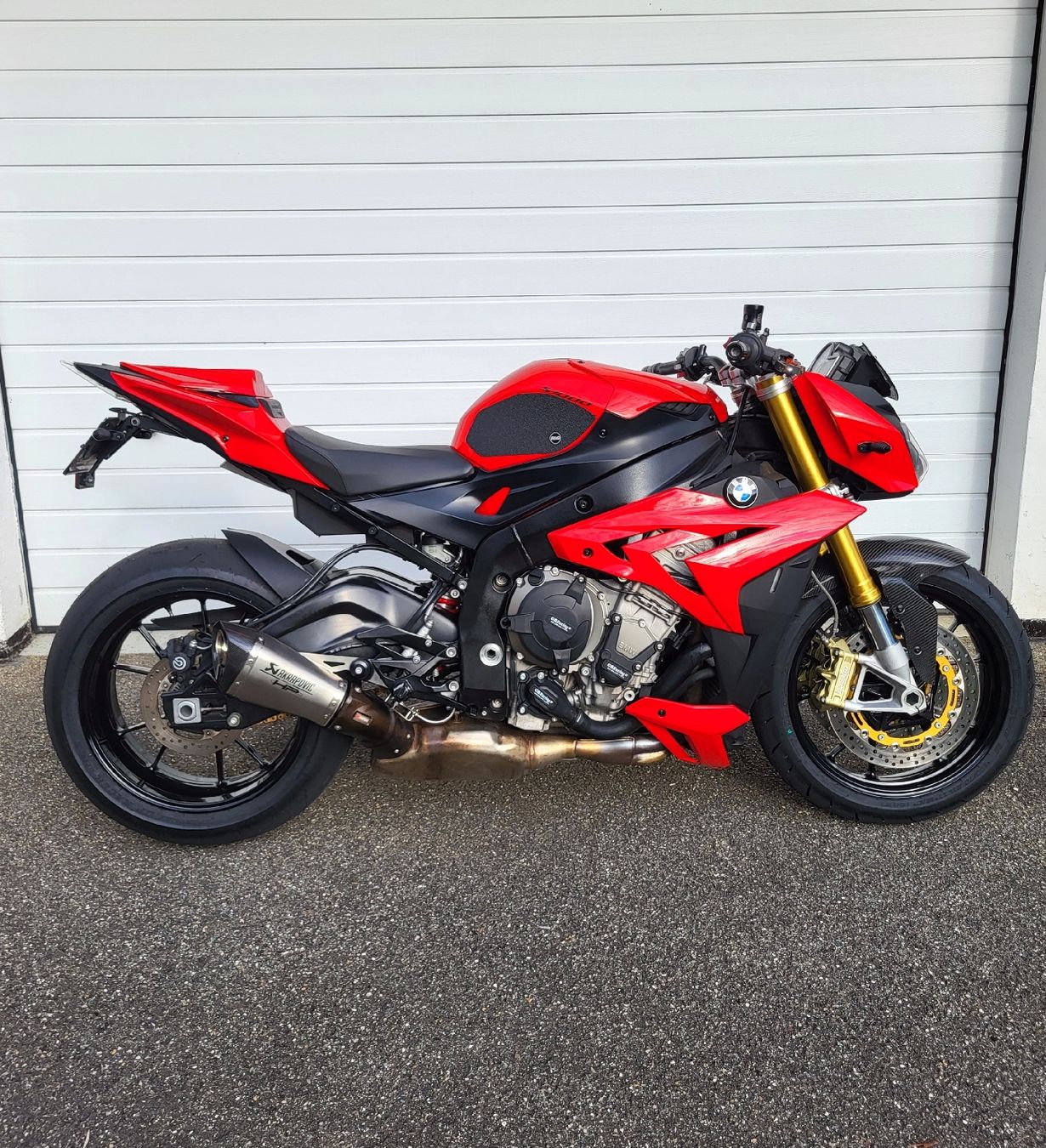 BMW Strada: BMW S1000R – Usato da Müntschemier venduto da Meca.s