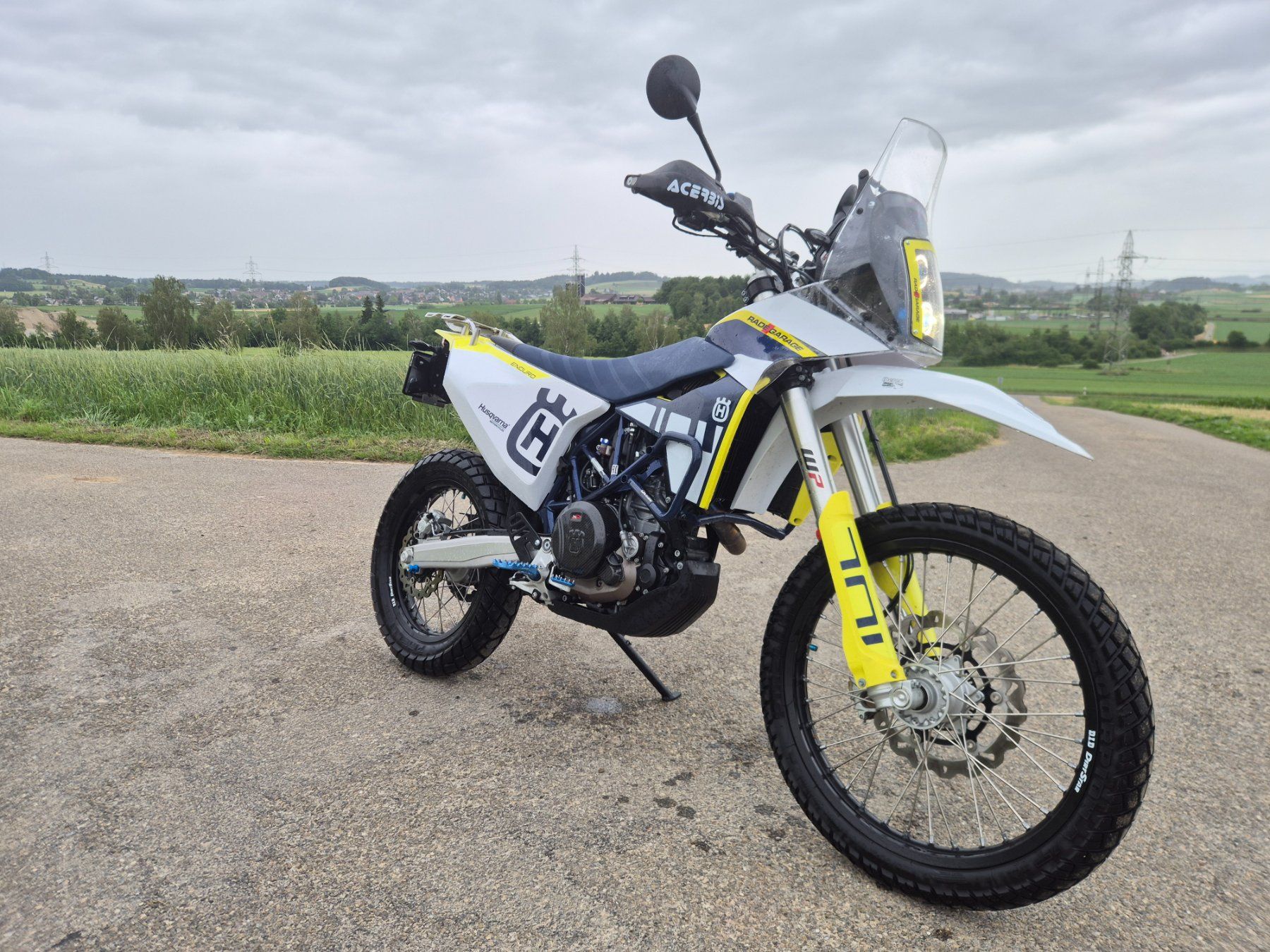 Husqvarna Enduro: Husqvarna 701 Enduro 2025 Rade Tower – Usato da Riet (Neftenbach) venduto da JakeDrummingFarmer