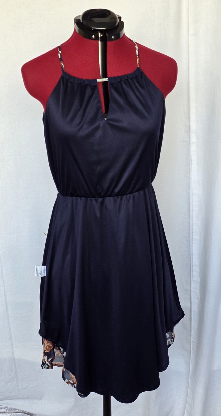 Kleider: Kleid-Collective Concepts – Neu (gemäss Beschreibung) aus Pfäffikon SZ von hrs_k2tn 3