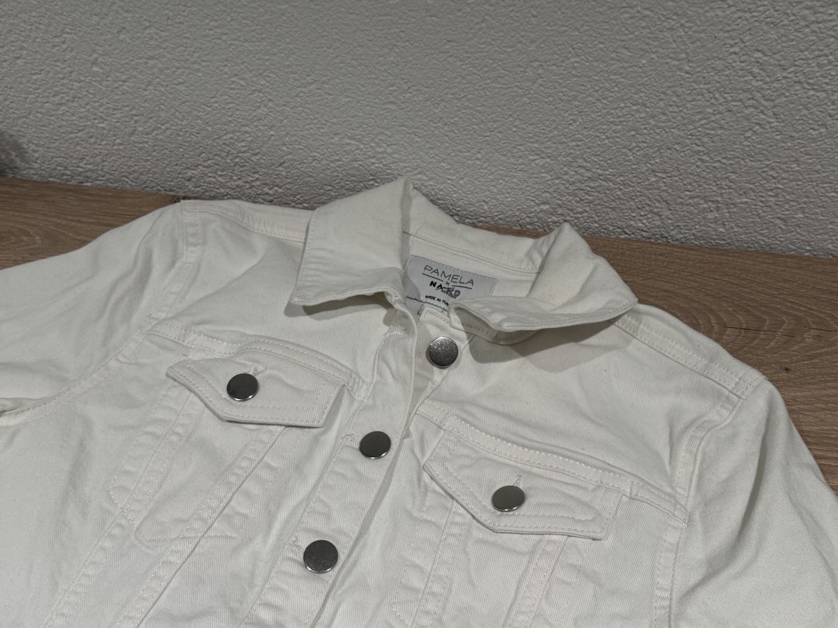 Na-kd Giacche: Weisse Jeansjacke – Usato da Regensdorf venduto da angie2810 1