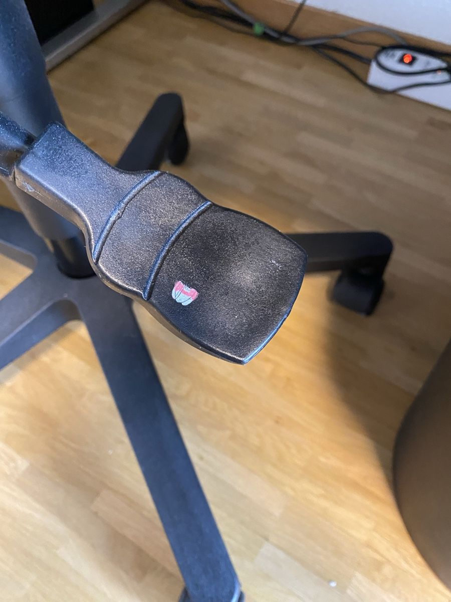 Chaises: Ergonomischer Bürostuhl mit Rollen – D'occasion à Zürich par tri_rmg2 3