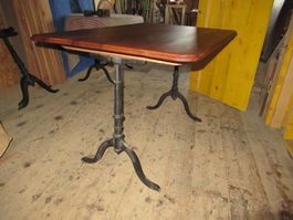 Antiker Beizentisch (Nuss/120)
