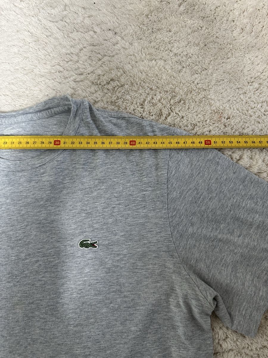 Lacoste T-shirt: T-shirt Lacoste gris - Taille S – Usato da Neuchâtel venduto da aliceguins 3
