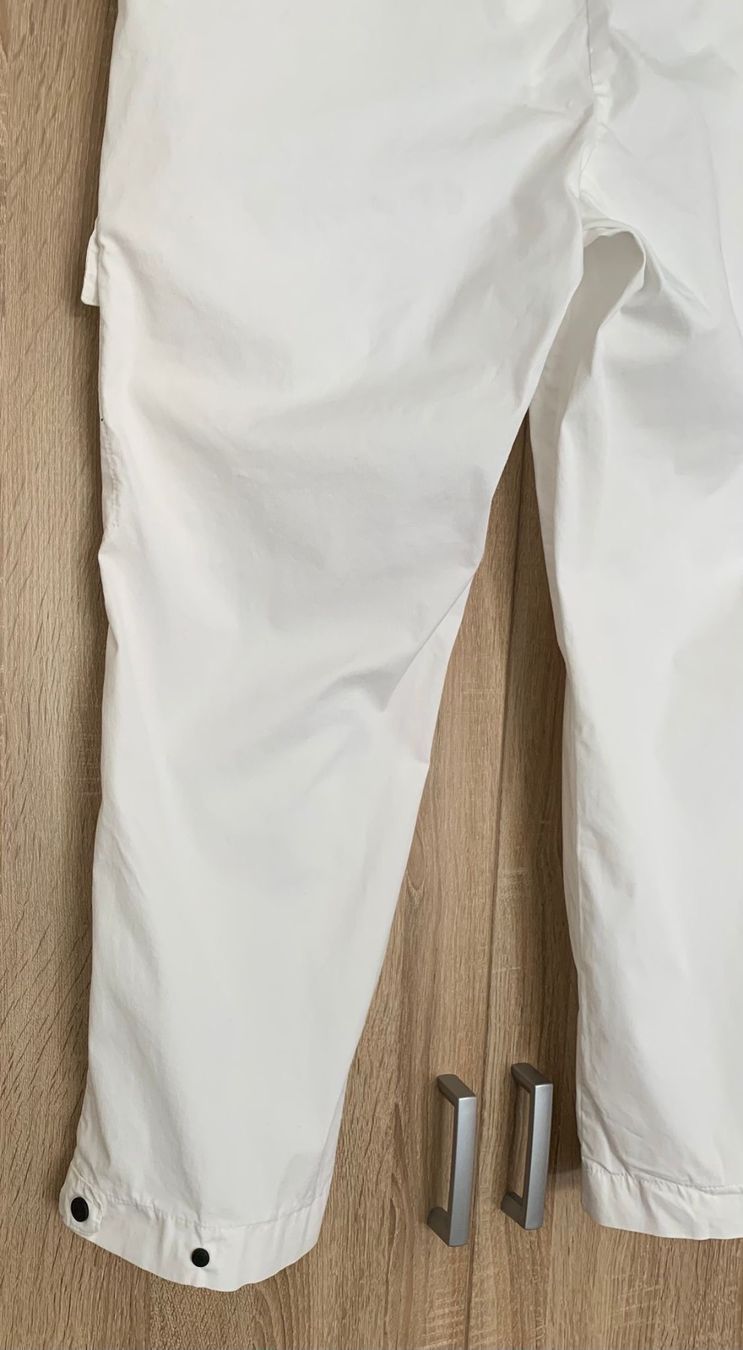Brax Pantaloni: Brax Hose weiss Cargo lässiger  Style Grösse 44 – Usato da Nussbaumen AG venduto da brigitebardot 4