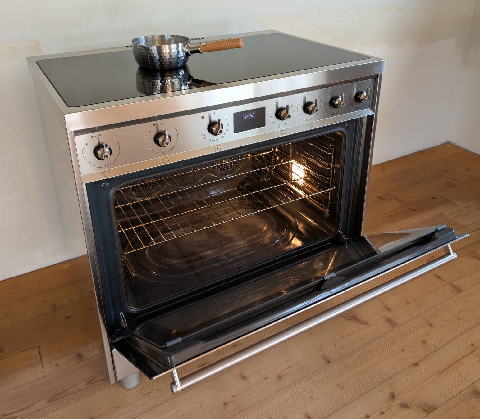Cucine: Smeg C9IMX9-1 Standherd Induktion – Usato da Lengwil venduto da daniel.rhyner 1