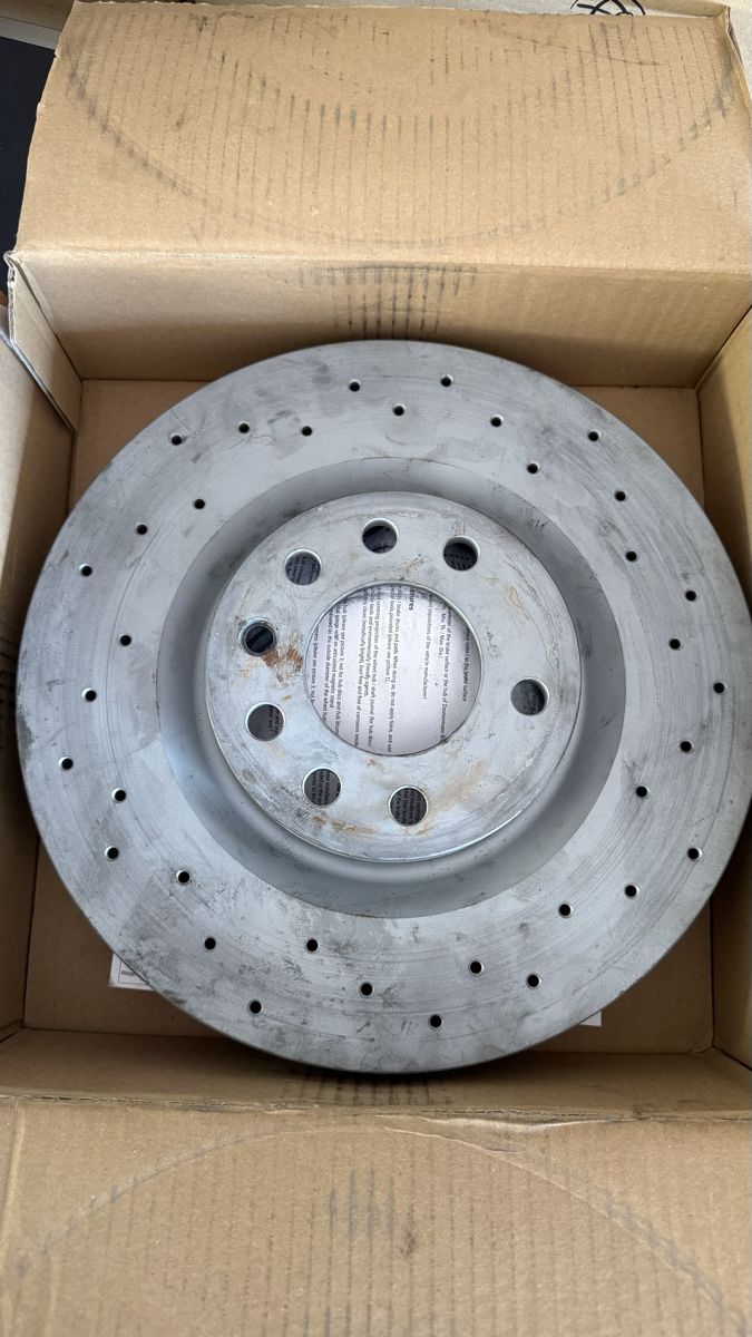 Tutti pezzi di ricambio auto: Disque de frein Corsa E OPC  – Usato da Saignelégier venduto da eth_65vk
