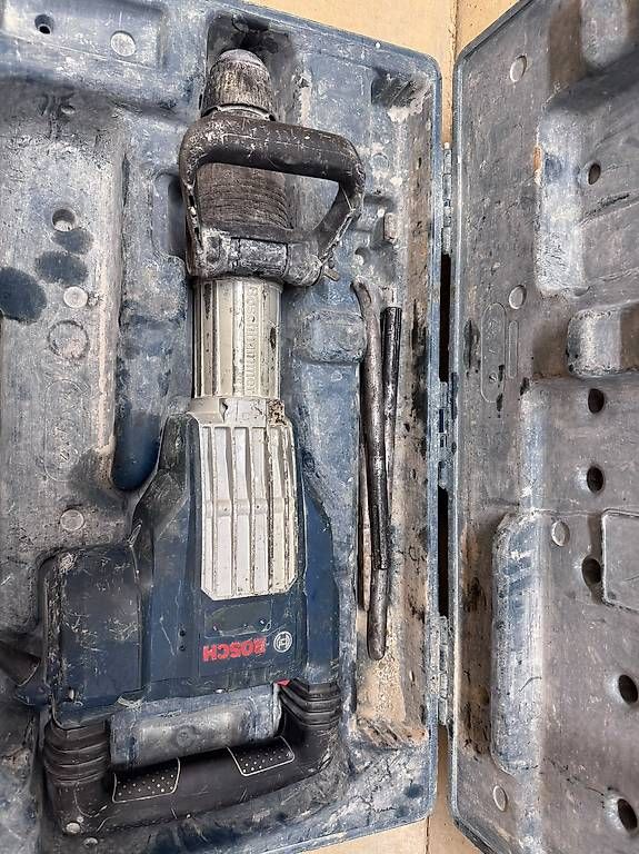 Busch Alle Maschinen: Bosch Professional GSH 11 VC (SDS-Max) – Gebraucht aus Monthey von Susii_M 2