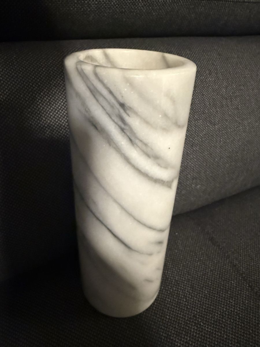 Vasen & Gefässe: Weisse Marmor Vase Carrara – Gebraucht aus Buchs SG von and_d8tp 4