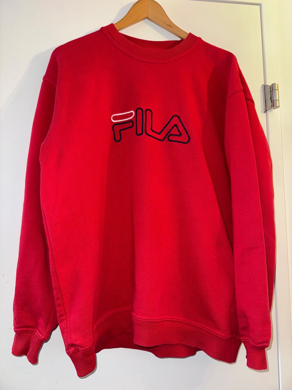 Fila Maglioni & Felpe: Fila Sweatshirt Vintage Retro – Usato da Obfelden venduto da cesarina10 1