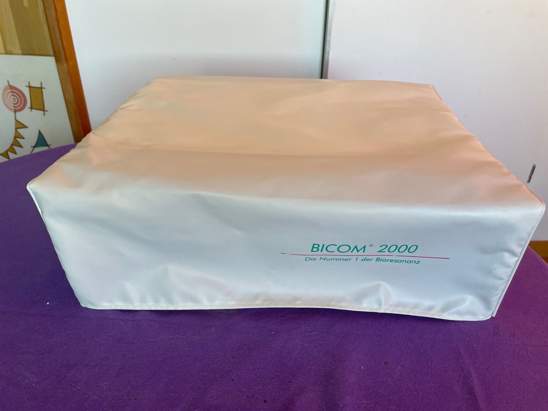 Bicom Attrezzature mediche: Bicom 2000 Regumed - appareil biorésonance avec kit de test – Usato da Ollon VD venduto da biocentervilly 9