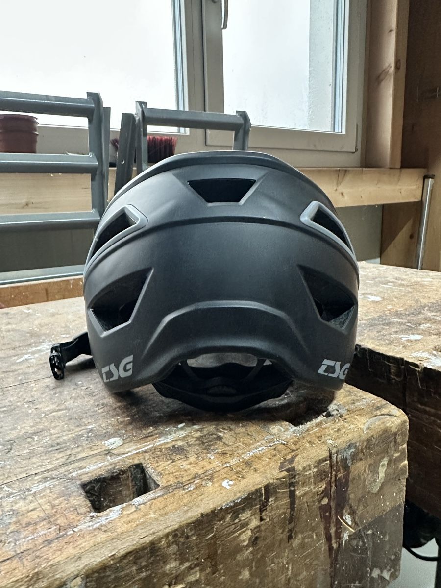 Helme: TSG Enduro Helm – Neu (gemäss Beschreibung) aus Bremgarten AG von Vin_t55b 2