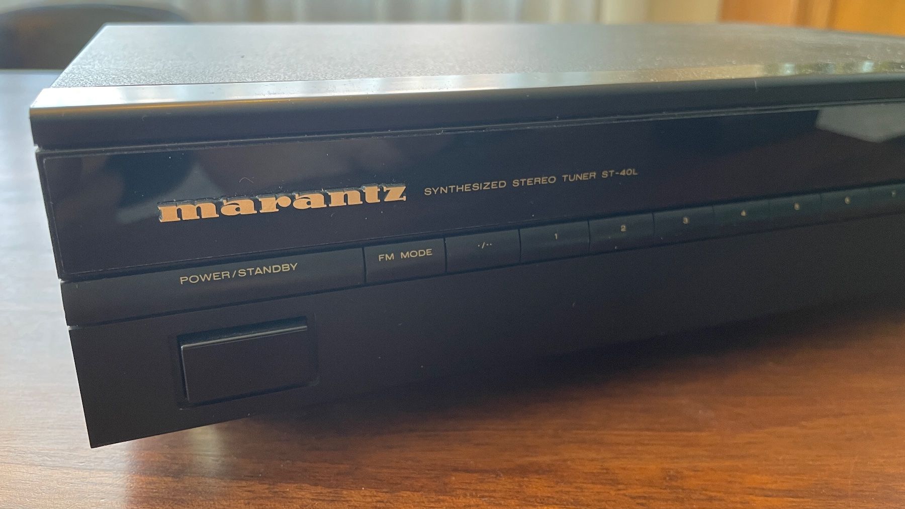 Marantz Radio: Marantz ST-40L AM/DM Stereo Tuner – Usato da Tagelswangen venduto da jboixt 1