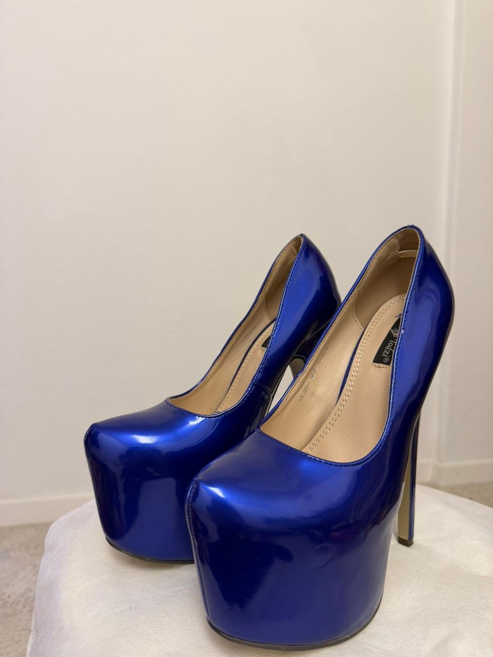 Chaussures femmes: High Heels Plateau Neu 3 Paar – Neuf (Voir description) à Triengen par angel112 2
