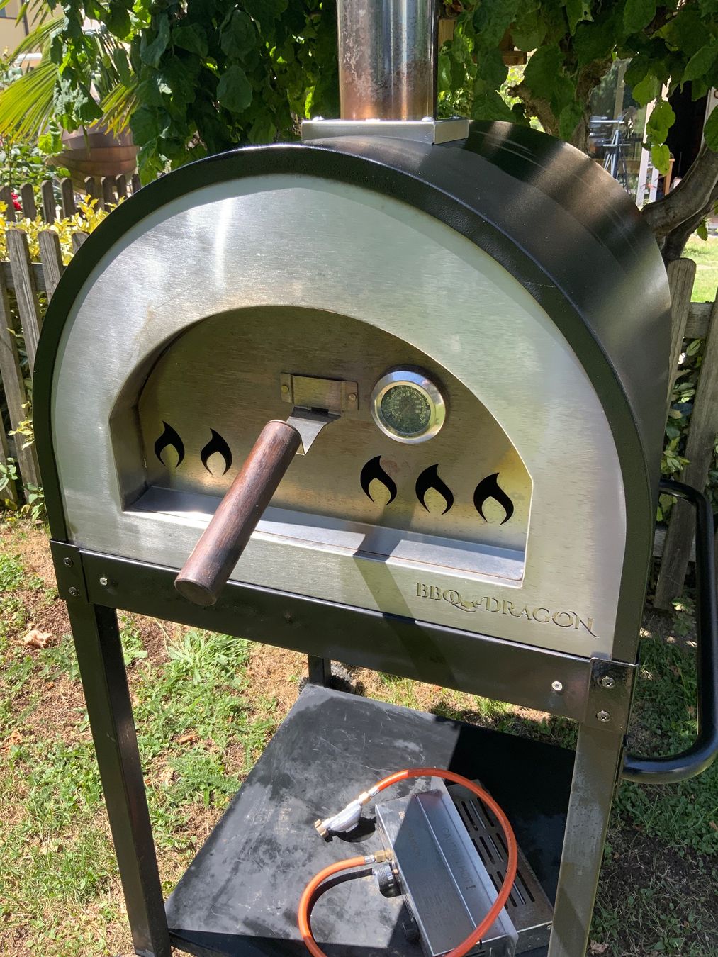 Forni per pizza: BBQ DRAGON Pizzaofen Brotofen Holz oder Gasanschluss – Usato da Thun venduto da LGBgartenbahn 1