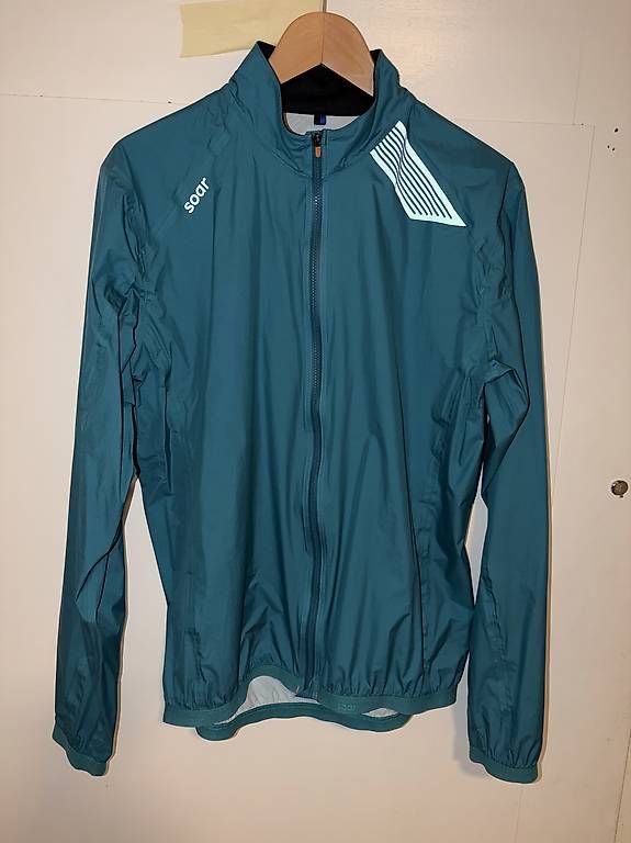 Vestes: SOAR Ultra Rain Running Jacket 2.0 – D'occasion à Lugano par kas_5z2h