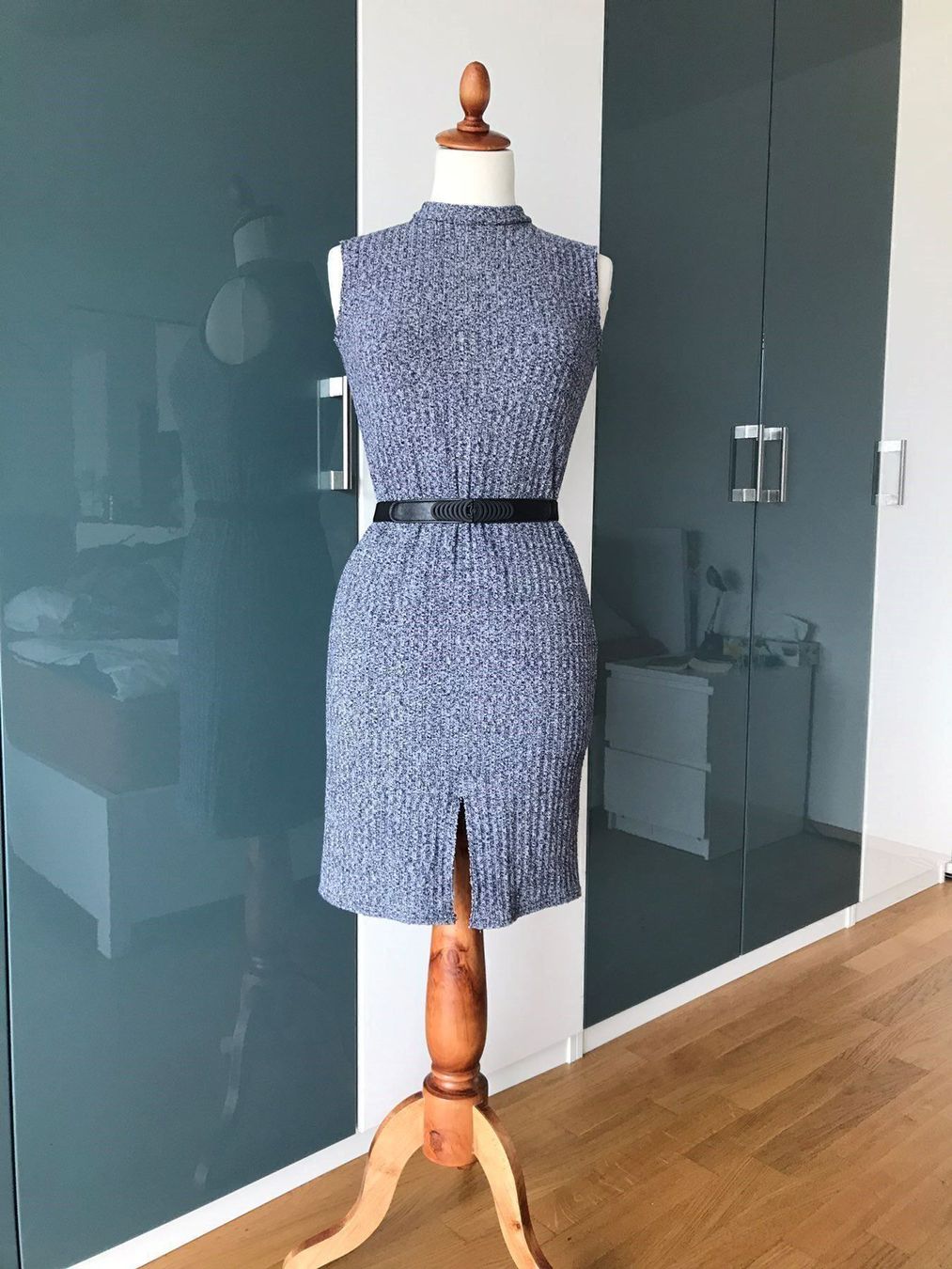 Vestiti: Elastisch Strickkleid 38 M blau und – Usato da Dübendorf venduto da Levintreyer