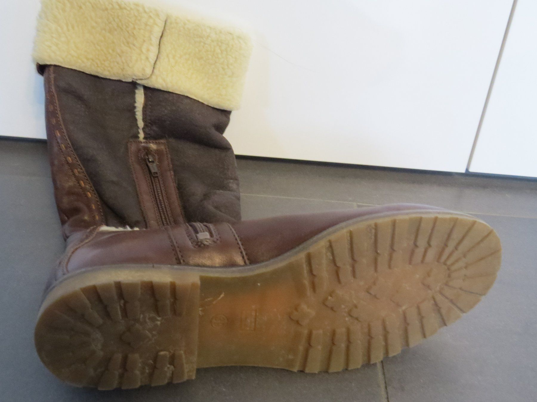 Tommy Hilfiger Scarpe da donna: Tommy Hilfiger Stiefel Gr. 39 – Usato da Einsiedeln venduto da rotgypsy1969 2