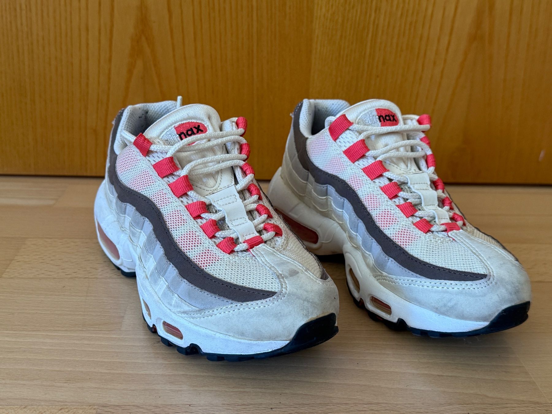 Nike Scarpe da donna: Nike Air Max 95, Grösse 36.5 – Usato da basel venduto da twicebutnice0