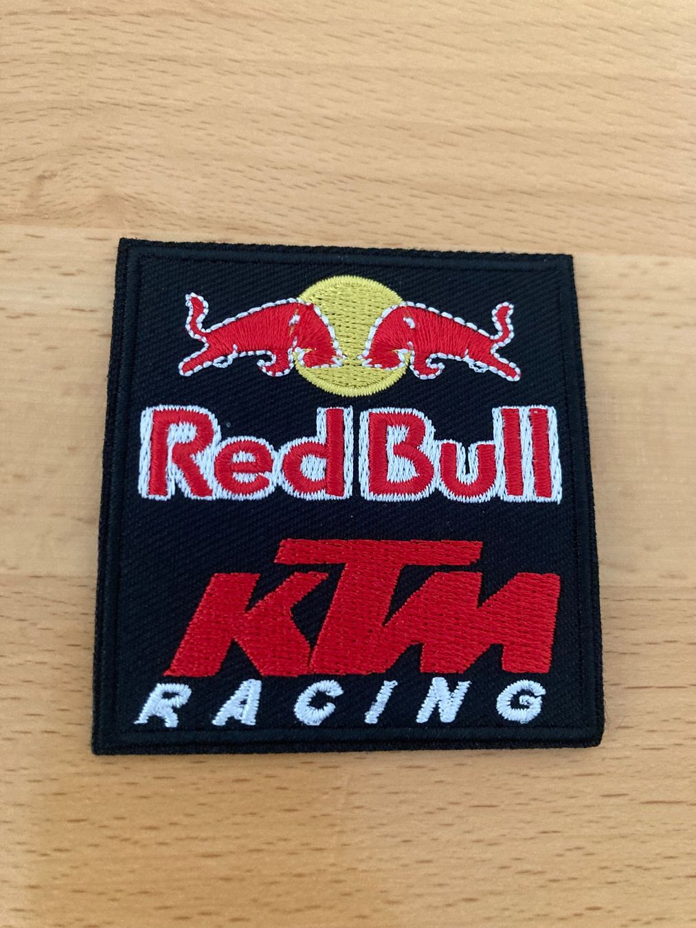 Toppe: Red Bull KTM Racing Patch Sticker Aufnäher 1024 – Nuovo (secondo la descrizione) da Horn venduto da abutre72