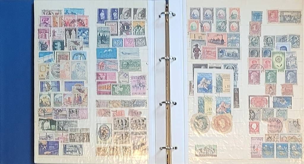 Albums: Briefmarkensammlung – D'occasion à Lostorf par Takel 4