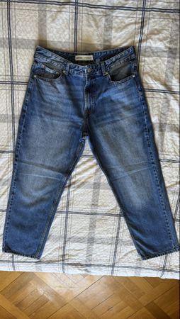 Jean bleu Bershka taille 42 EUR bon état