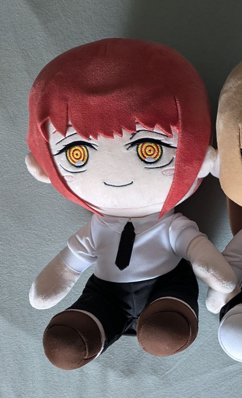 Fumetti: "Makima" plushie - Chainsaw man – Usato da Basel venduto da Zolyxgina