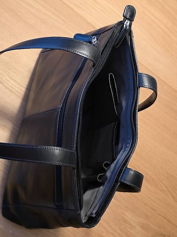 Taschen für Damen: Ledertasche Marke PICARD – Gebraucht aus Urtenen-Schönbühl von sandrabern01 3