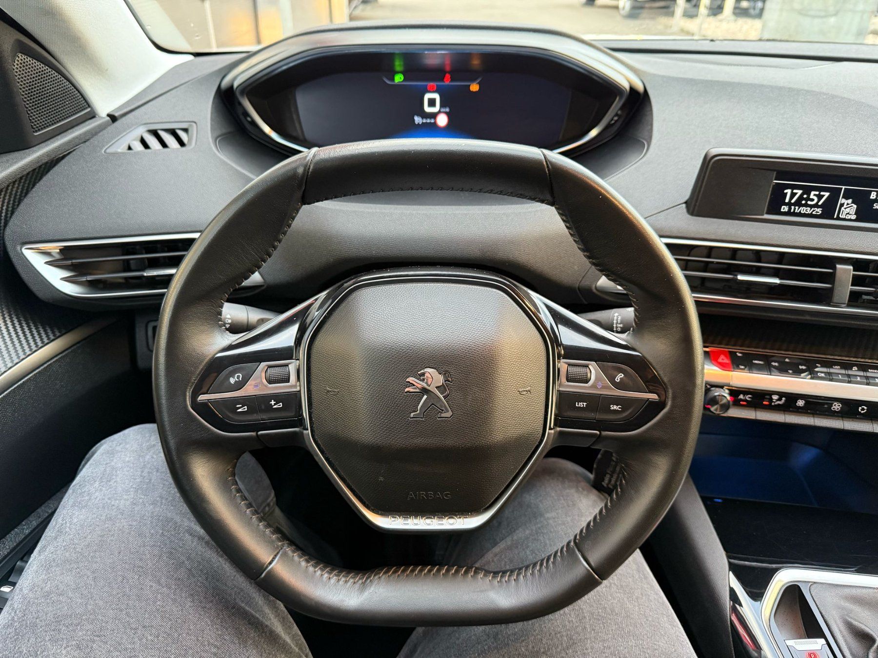 Peugeot Automobili: Peugeot 3008 1.2 PureTech Access – Usato da Biel/Bienne venduto da AS24 9