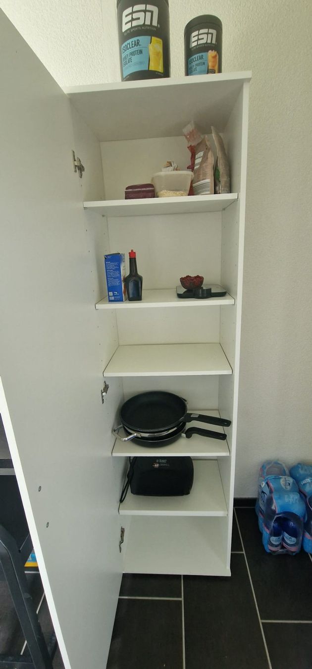 Armadi: Weisser Hochschrank – Usato da Niederuzwil venduto da Baer1997 2