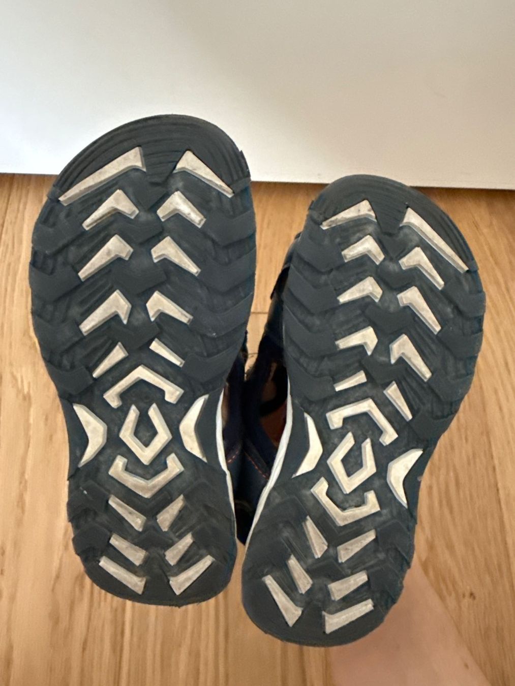 Adidas Schuhe für Jungen: Jungs Sandalen Gr.26 – Gebraucht aus Schönenwerd von d.chiara 6