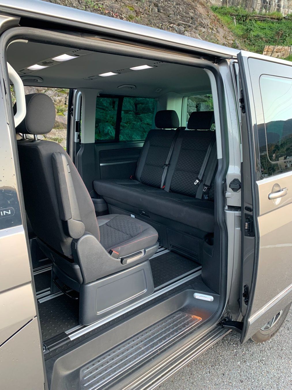 VW Automobili: VW Multivan T6 4x4 – Usato da Magadino venduto da apfarace 6