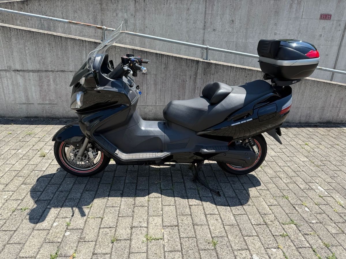 Suzuki Scooter: Scooter Suzuki Burgman AN650A – Usato da Figino venduto da Ferrari58 3