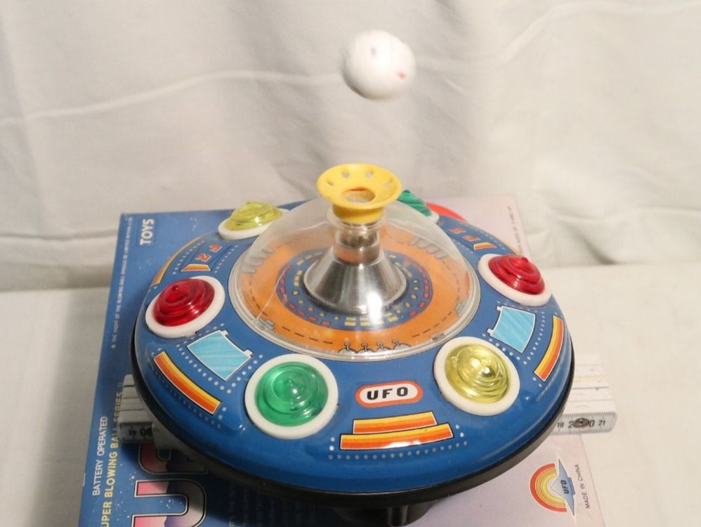 Jouets: UFO Raumschiff mit schwebendem Ball Bump-N-Go – Neuf (Voir description) à Eschenbach SG par Astalavista 3