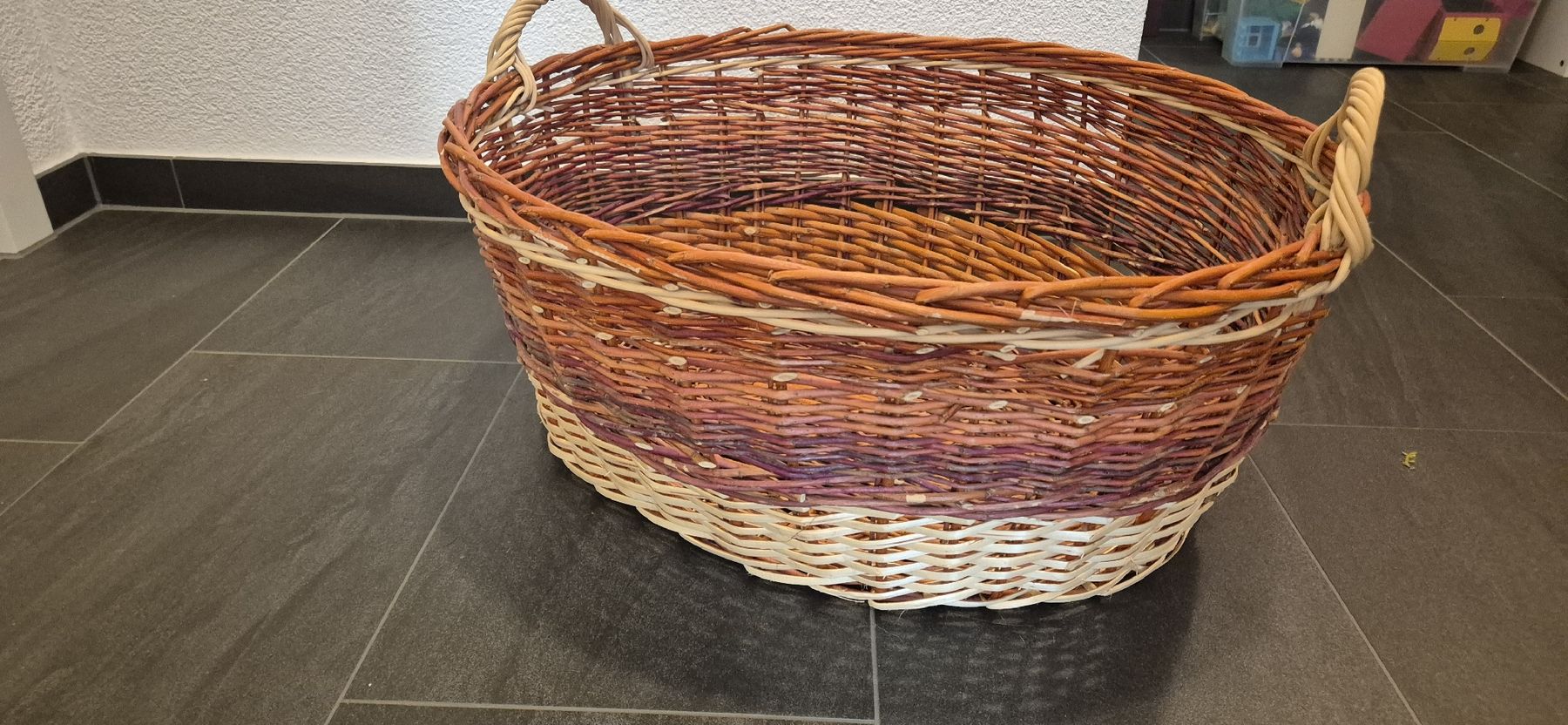 Sonstiges für Haushalt & Wohnen: Wunderschöner grosser edler Flechtkorb ca 50cm Durchmesser – Gebraucht aus Schafisheim von LittleZwerg