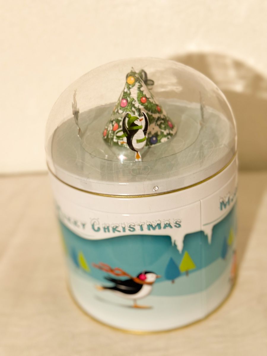Alle Dekorationen: Winterliche Dose mit Pinguin – Defekt aus Galmiz von Wichtel25 2