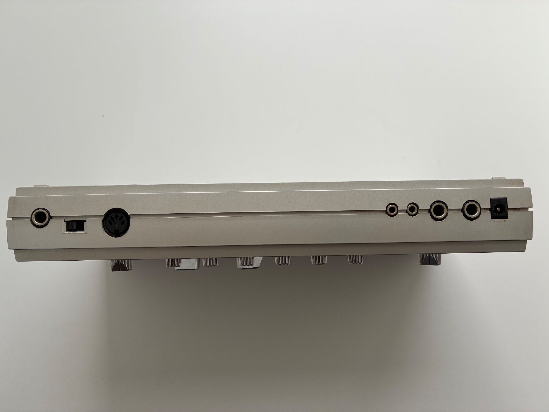 Instruments de musique: TR-606 (Non Fonctionnelle) – Défectueux à Neuchâtel par elsix 1
