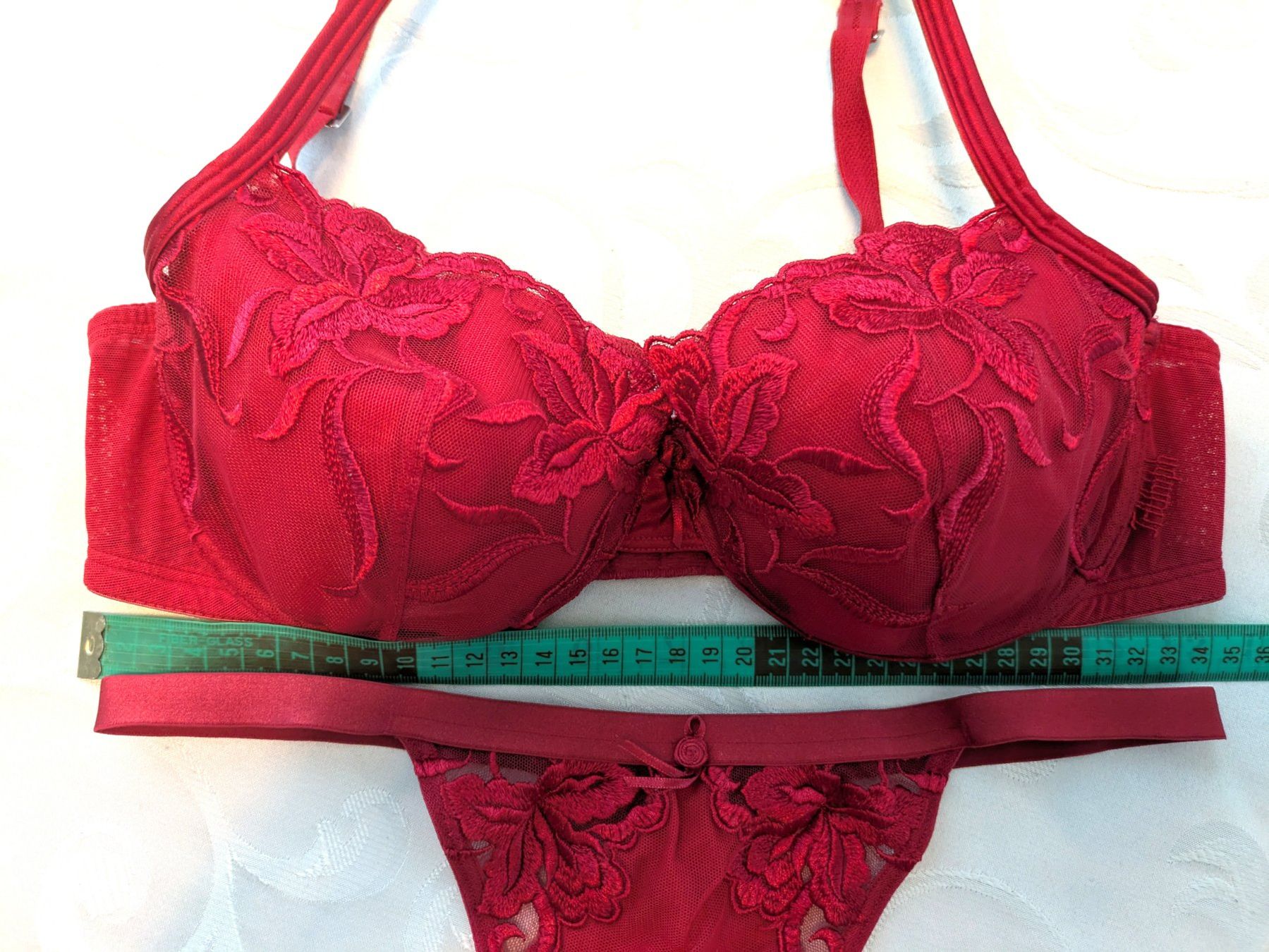 Triumph Altra biancheria intima: BH Set Triumph Gr. M – Usato da Benken SG venduto da olga81 2
