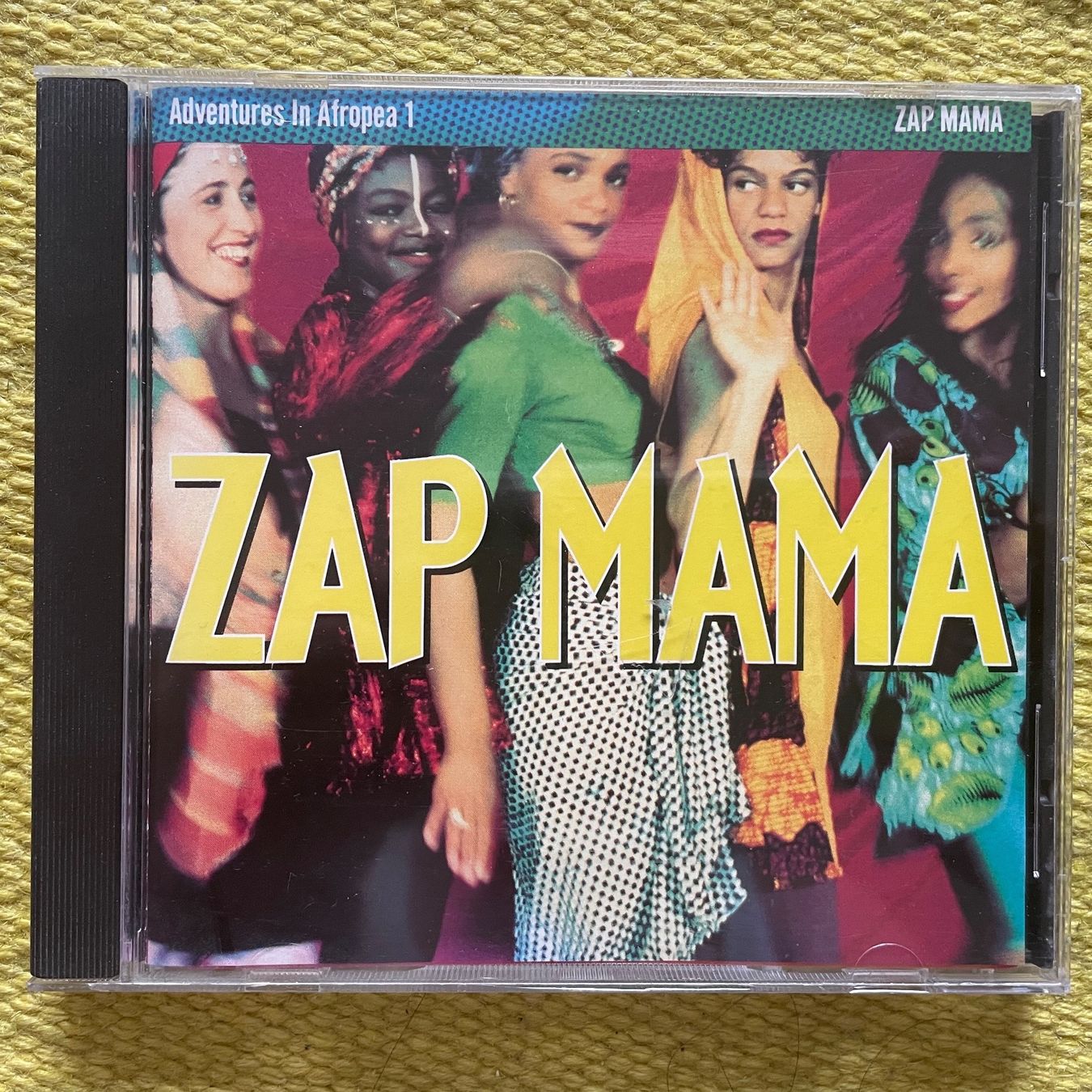 CDs: ZAP MAMA-AVENTURES IN AFROPEA 1 – Gebraucht aus Rorschacherberg von CD-Roli