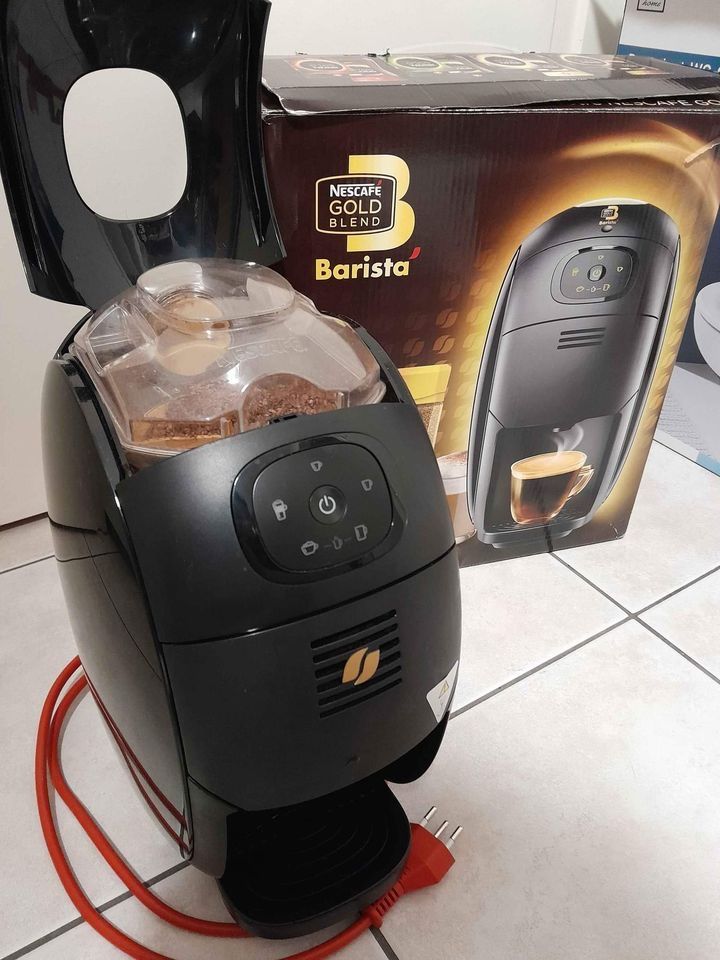 Nescafé Kaffeemaschinen & Espressomaschinen: Barista Nescafé Gold Blend – Gebraucht aus Bienne von  2