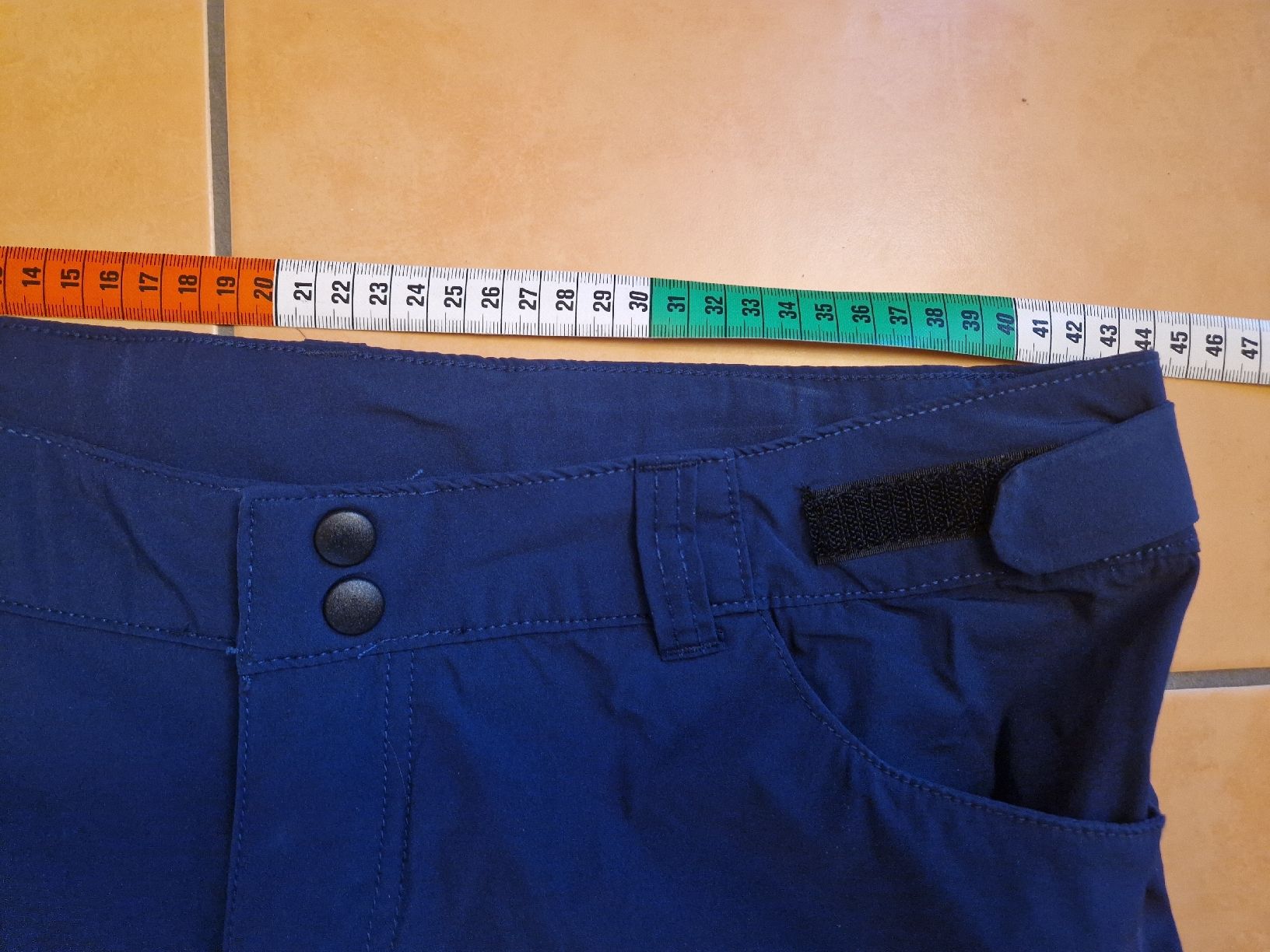 Pantaloni: Stoic Shorts Damen XL – Usato da Lichtensteig venduto da Cocabana_16 3