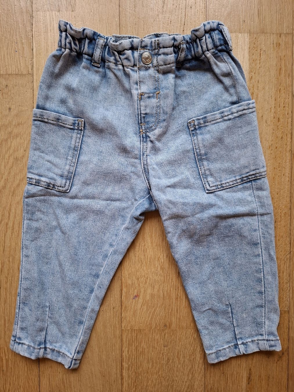 Pantaloni: Kinder Jeans Hosen Set, Grösse 86 – Usato da Biel/Bienne venduto da AvasTheGreatest