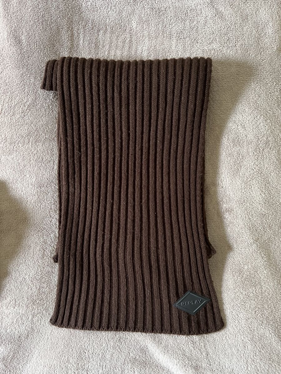 Replay Foulard & Sciarpe: Replay Brown Ribbed Scarf – Nuovo (secondo la descrizione) da Zürich venduto da man_2mzh