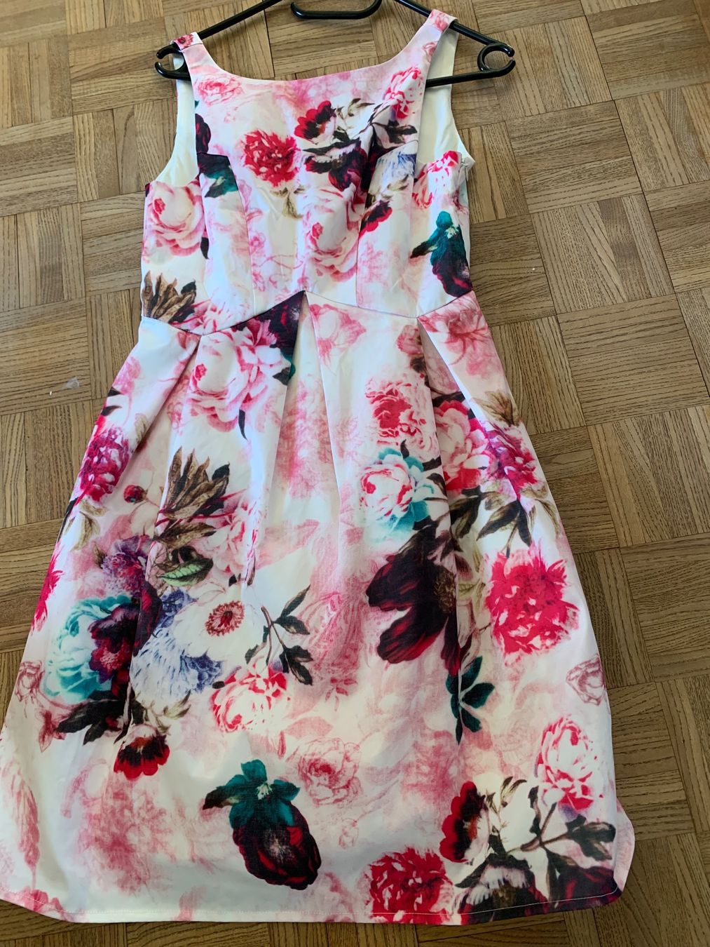 Vestiti: Festliches Kleid YAS Gr.36 – Usato da Heiden venduto da andraaa 1